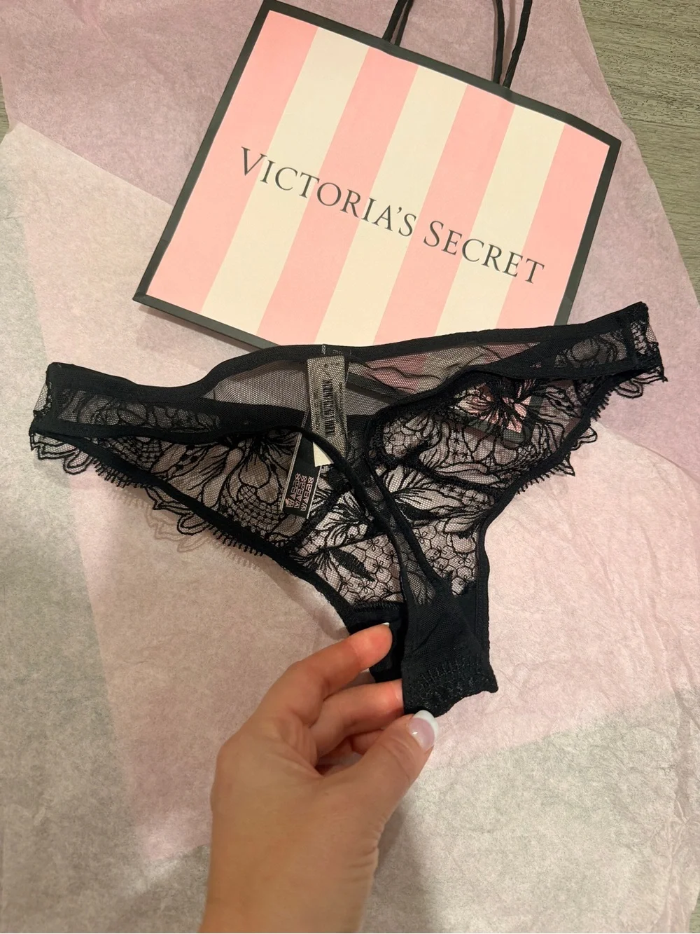 New VICTORIA'S SECRET BLACK EMBROIDERED FLORAL LACE MESH THONG PANTIES S